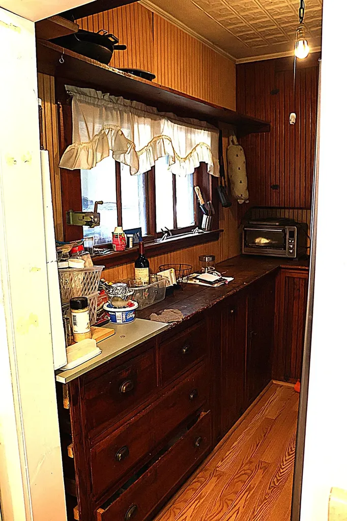 59 S Winchester Street Swanzey NH 03446