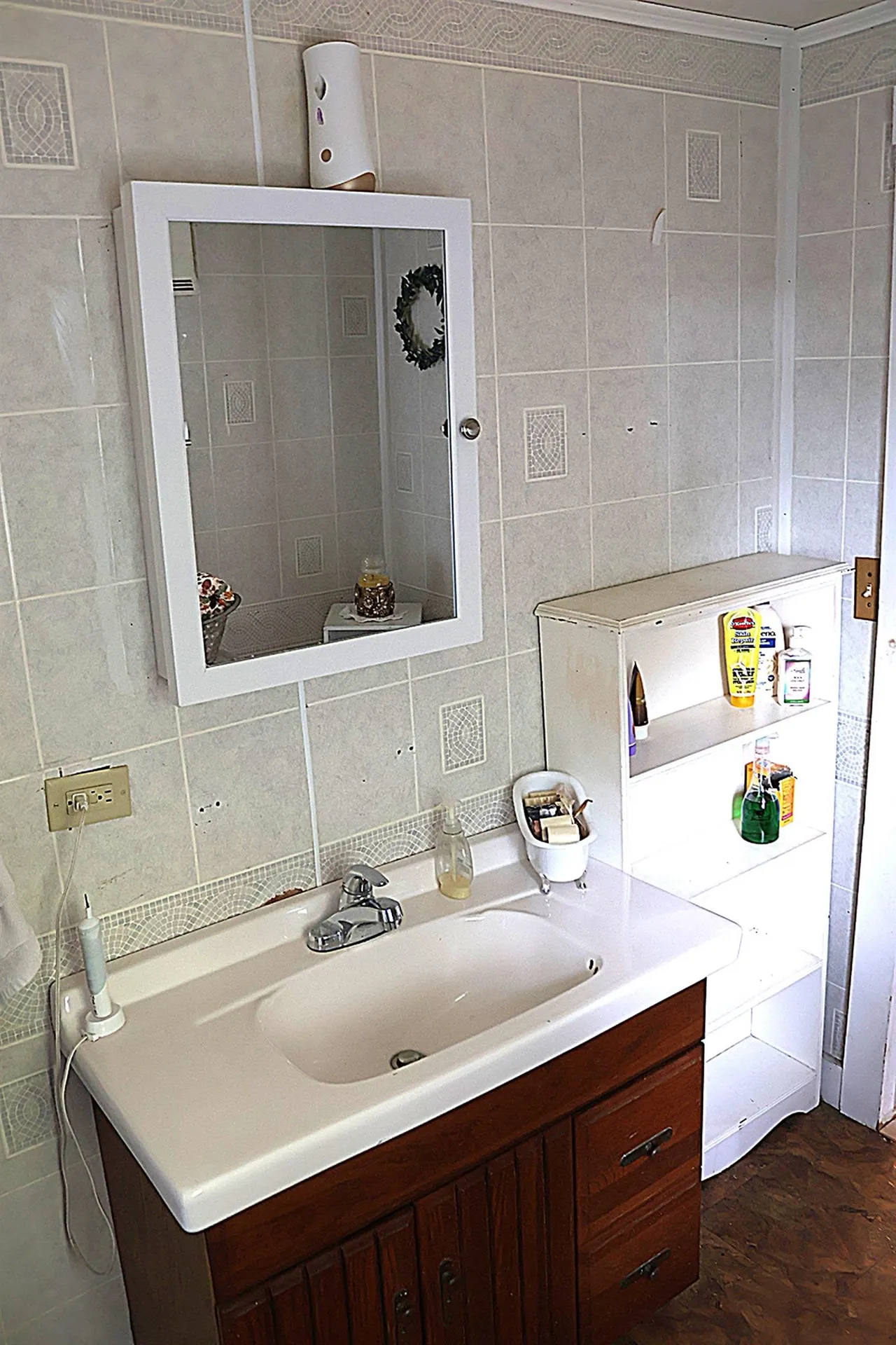 59 S Winchester Street Swanzey NH 03446