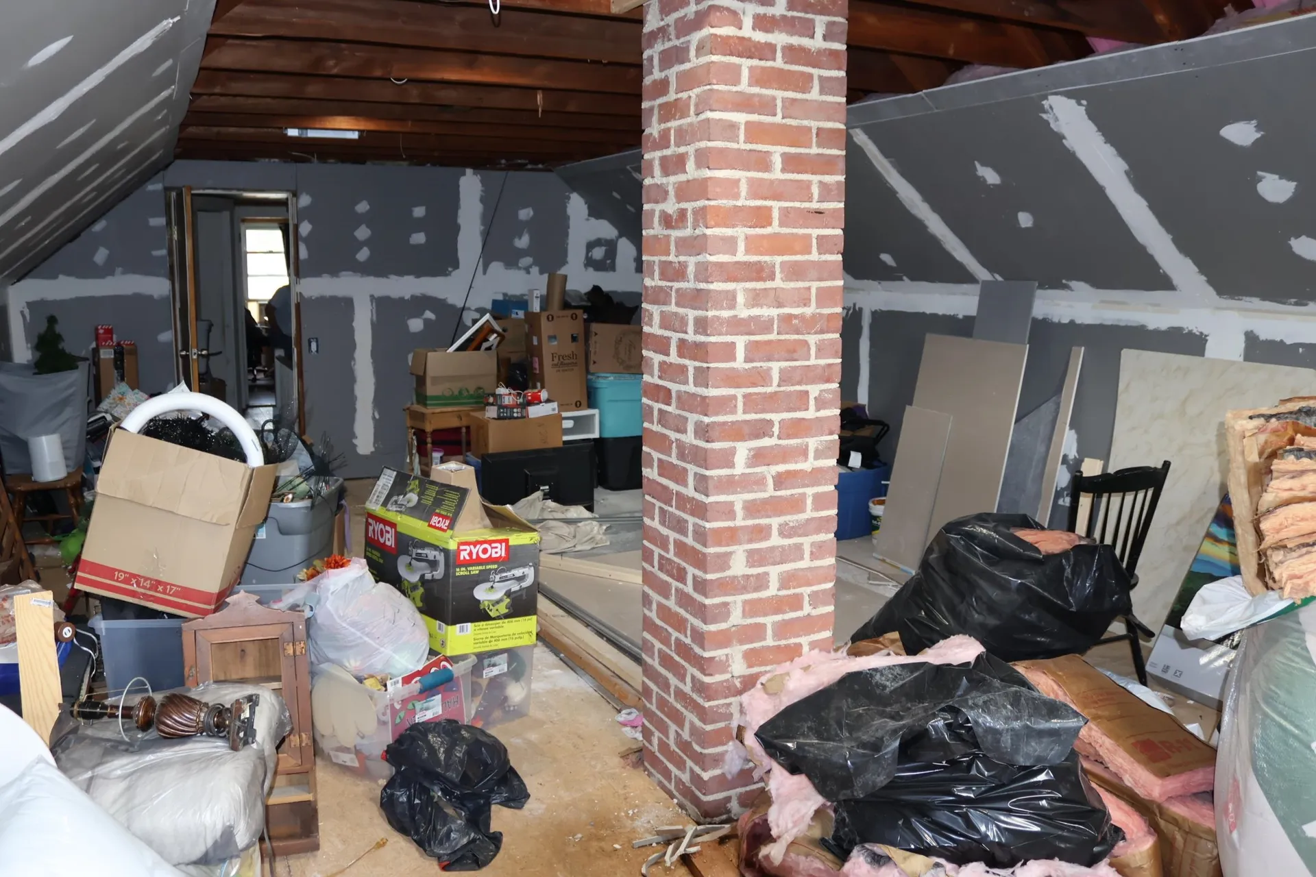 59 S Winchester Street Swanzey NH 03446