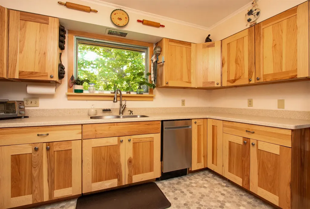 364 Coits Pond Road Cabot VT 05647