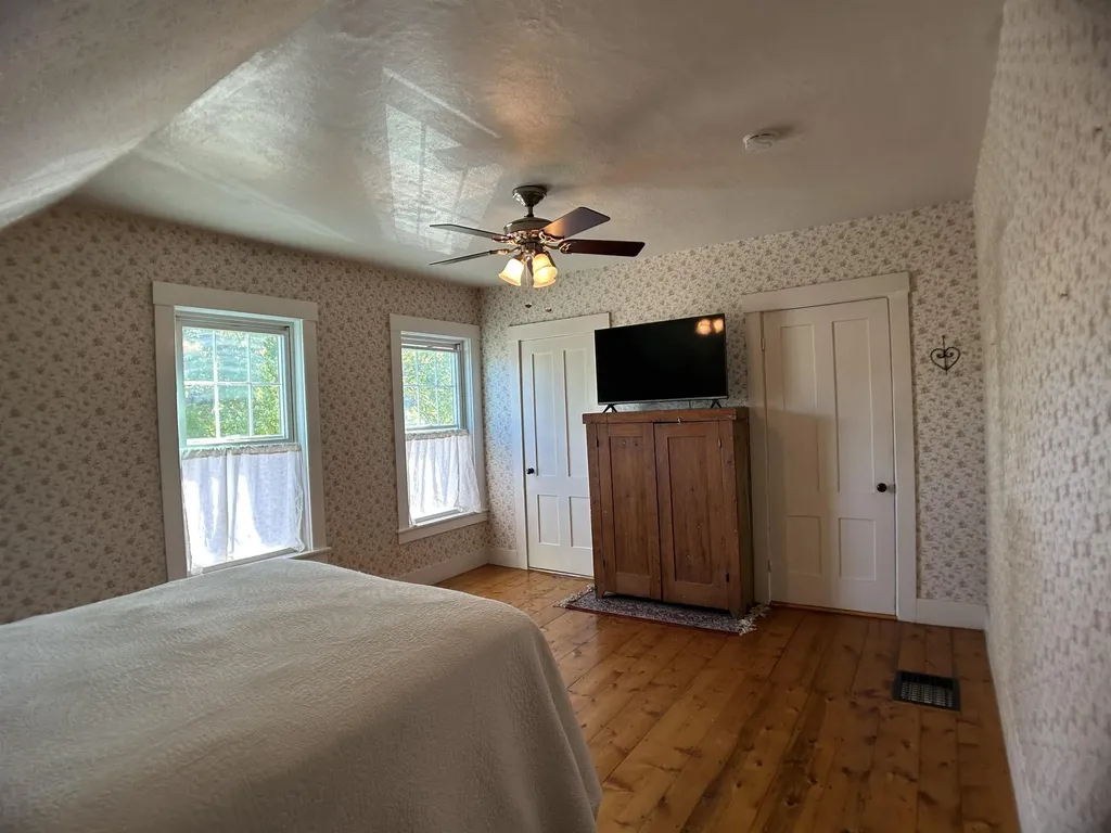 447 Elm Street Chester VT 05143