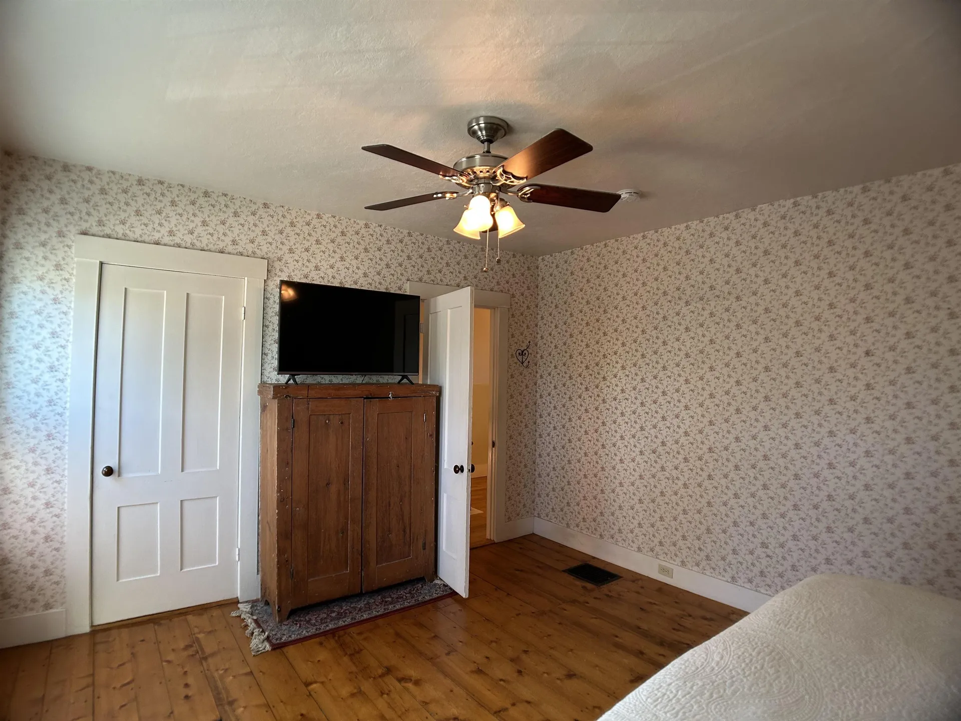 447 Elm Street Chester VT 05143