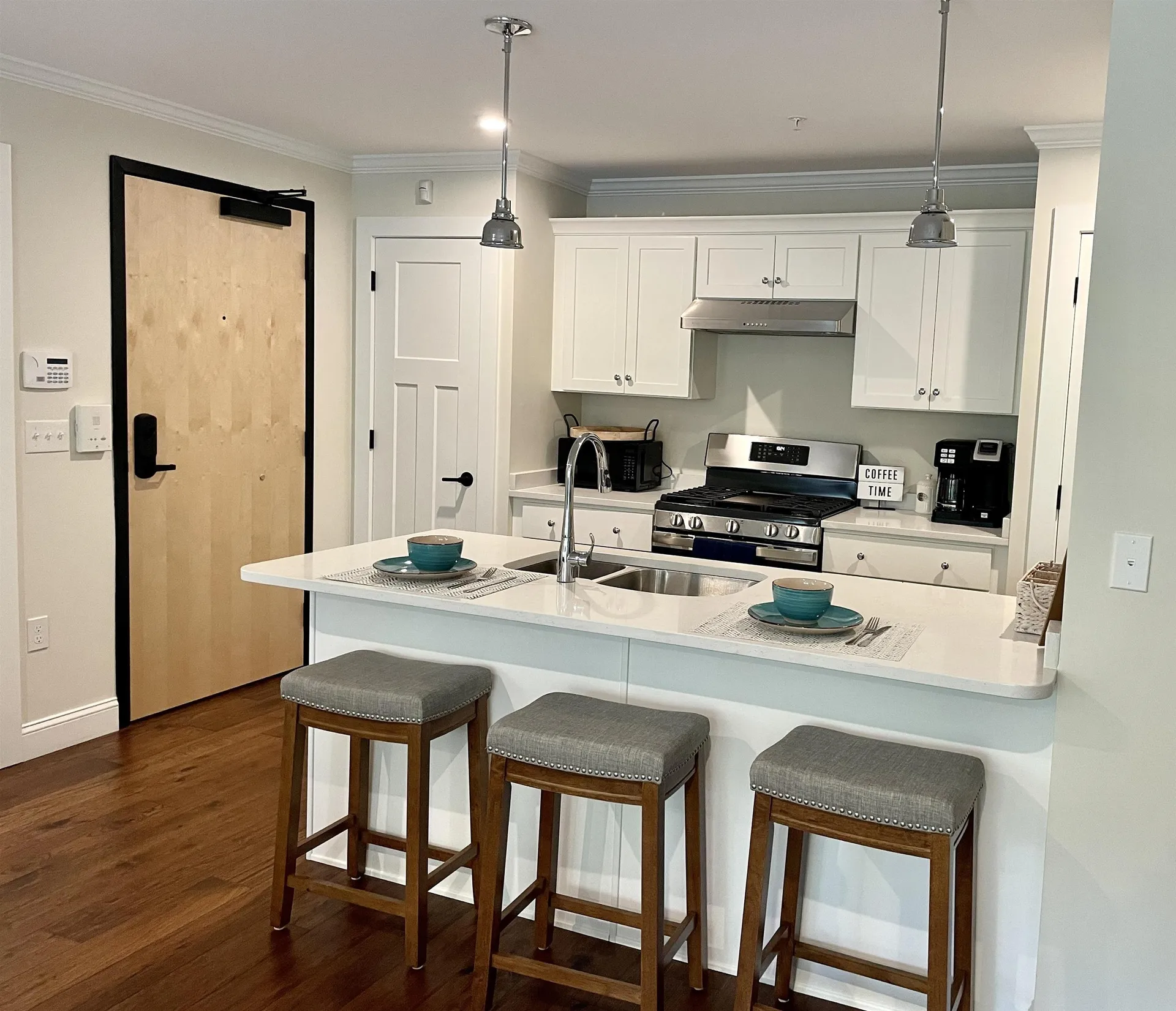 298 York Street York ME 03909