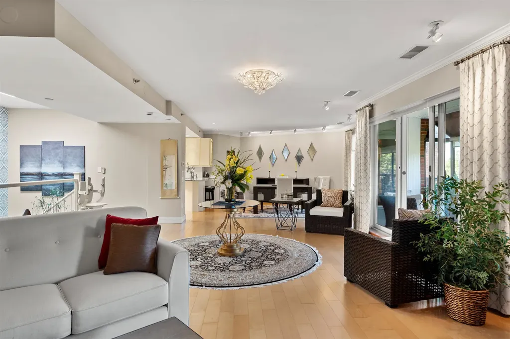 300 River Road Manchester NH 03104