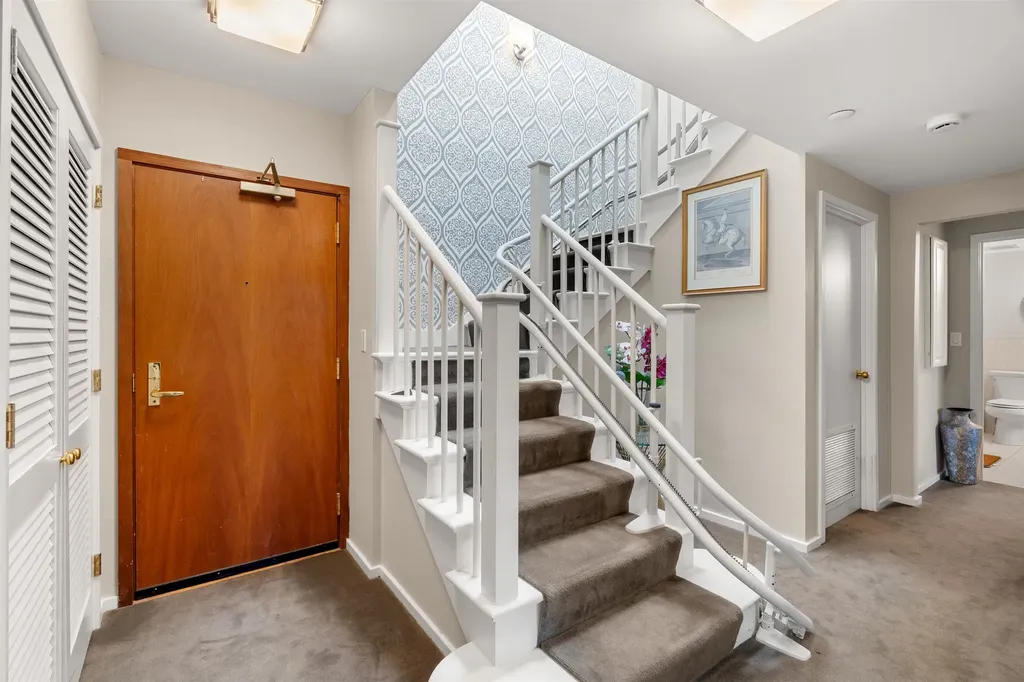 300 River Road Manchester NH 03104