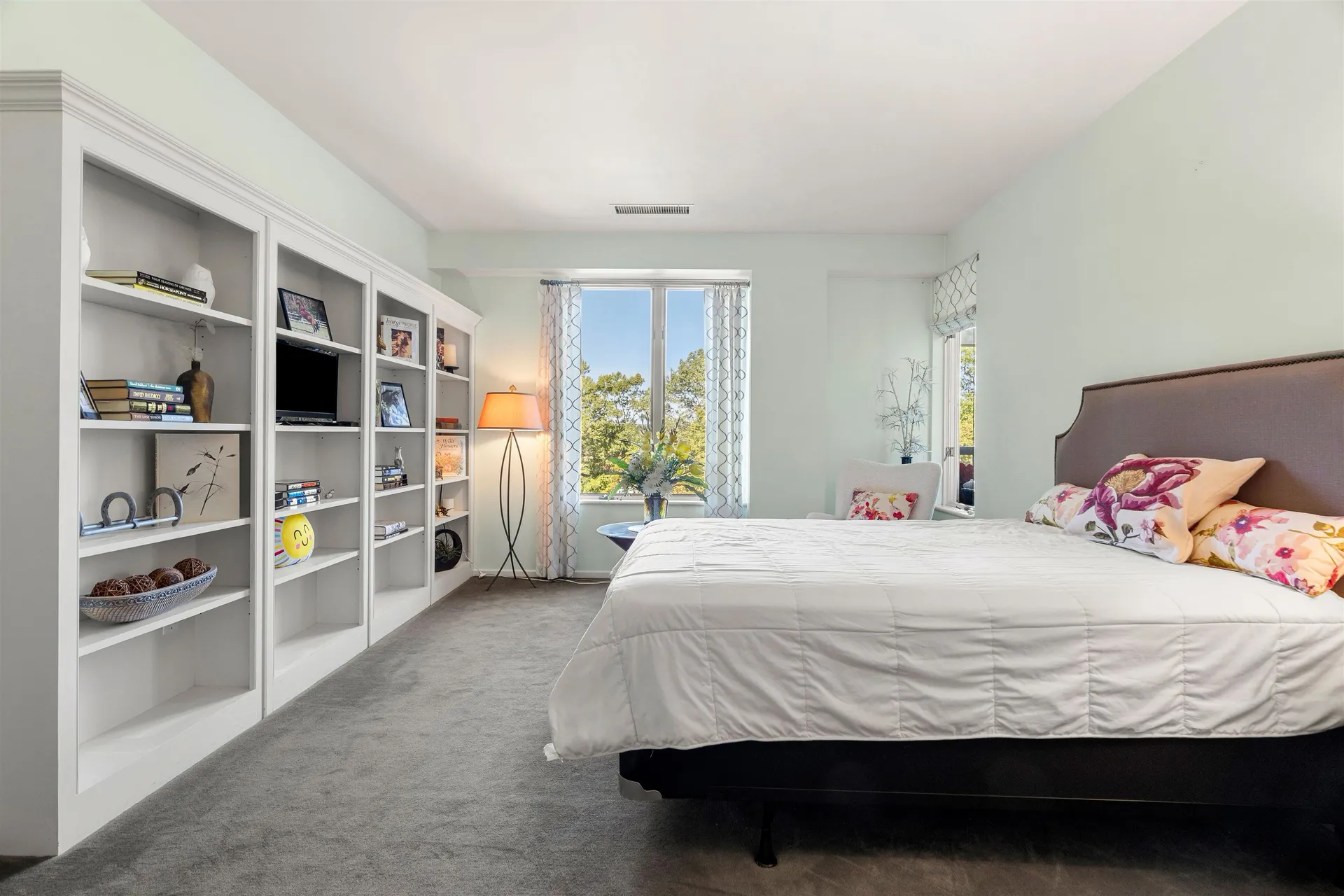 300 River Road Manchester NH 03104