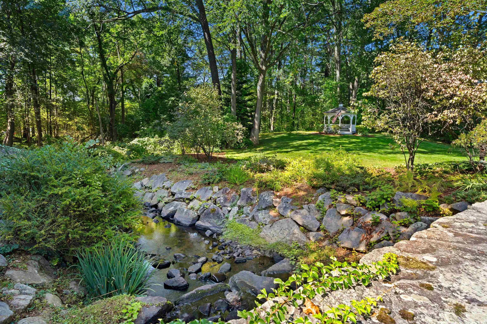 300 River Road Manchester NH 03104