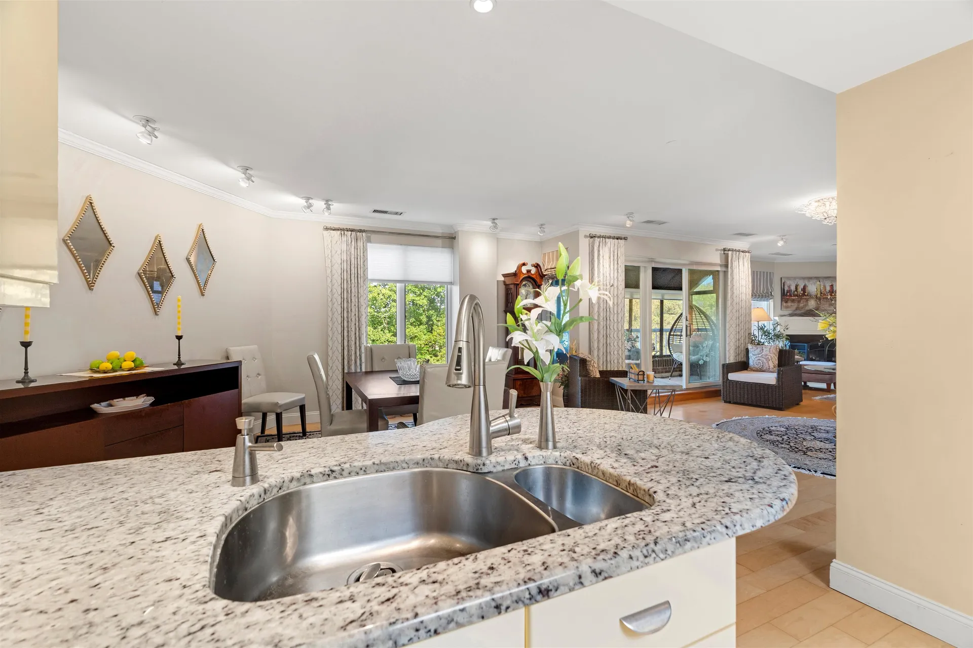 300 River Road Manchester NH 03104