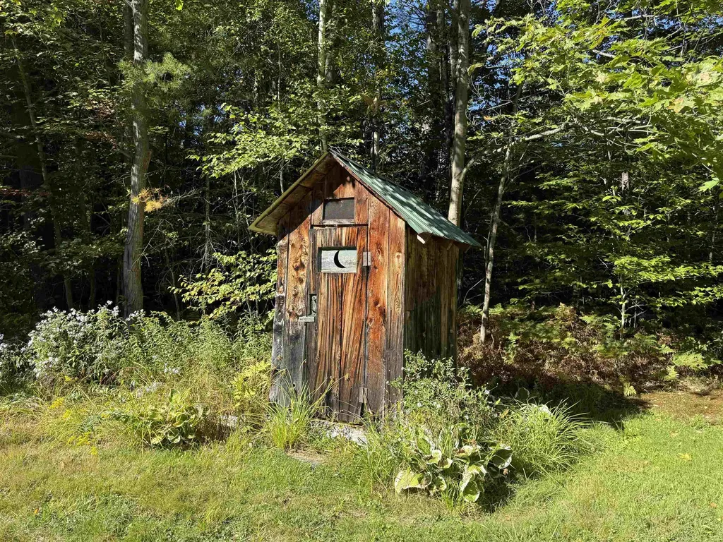 1470 Flamstead Road Chester VT 05143