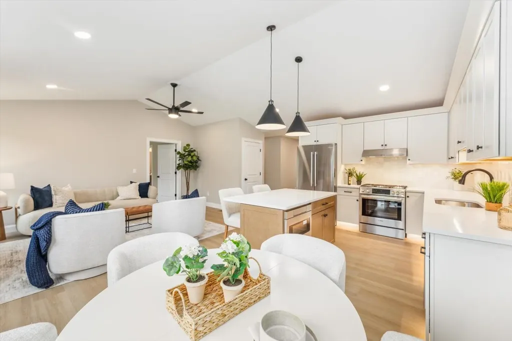 43 Willow Lane Rindge NH 03461