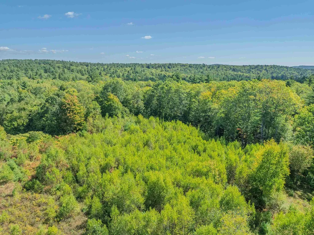 0000 Pumpkin Hill Road Warner NH 03278