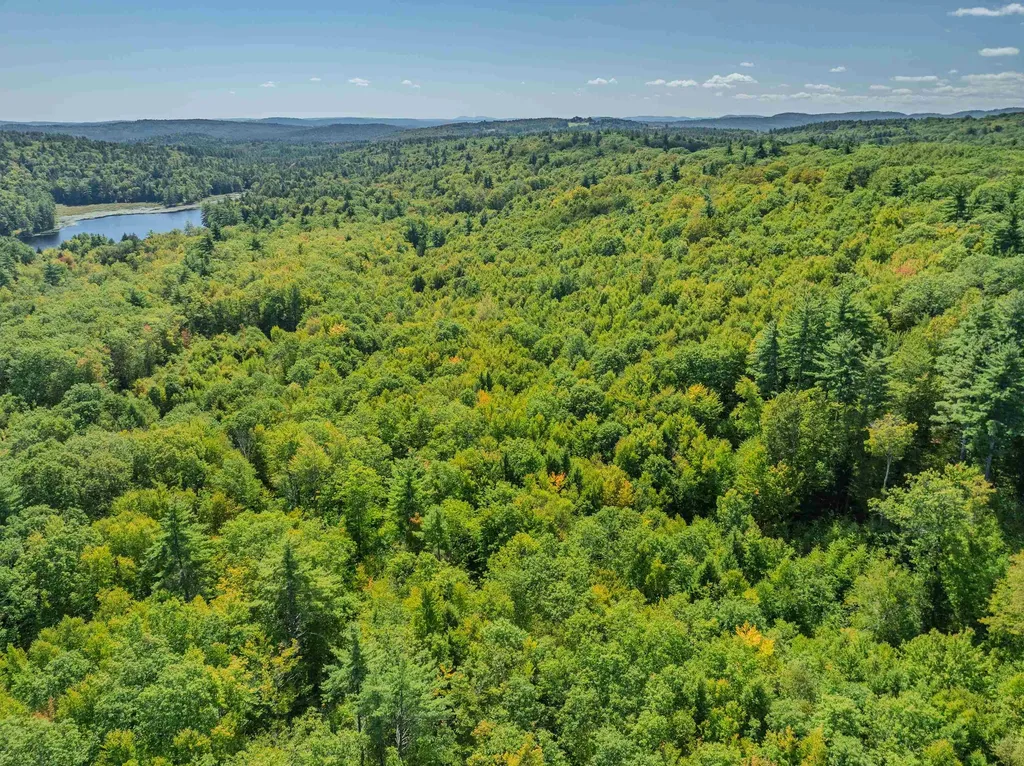 0000 Pumpkin Hill Road Warner NH 03278