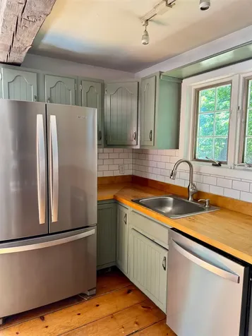 329 Dame Hill Road Orford NH 03777