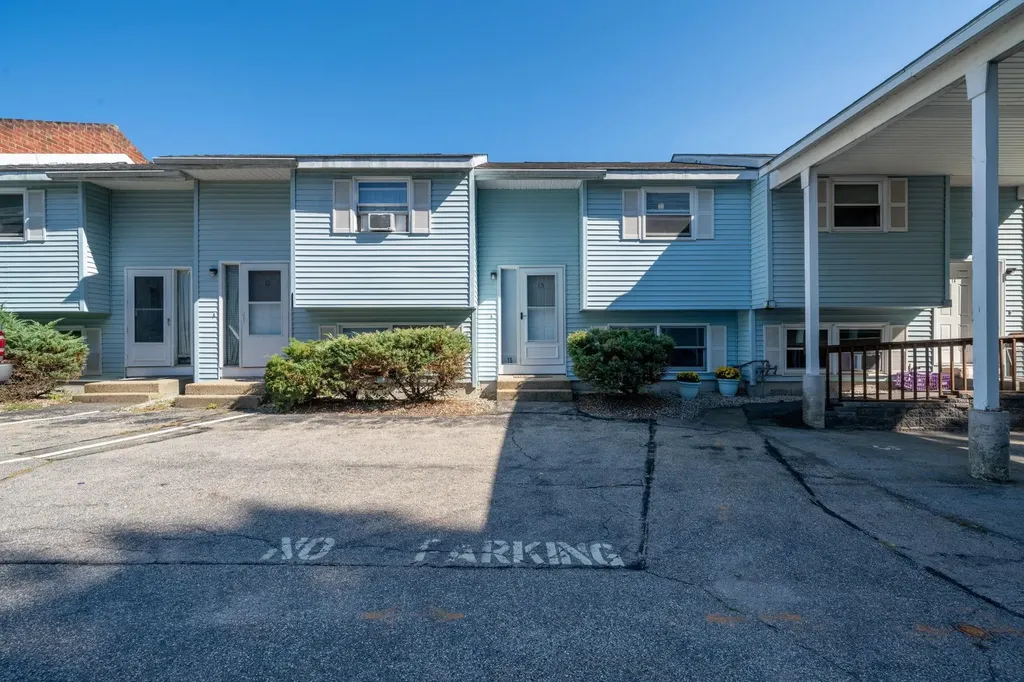 186 Dunbarton Road Manchester NH 03102