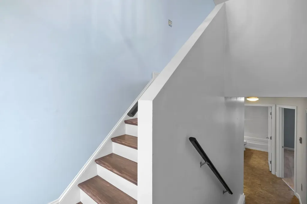 186 Dunbarton Road Manchester NH 03102