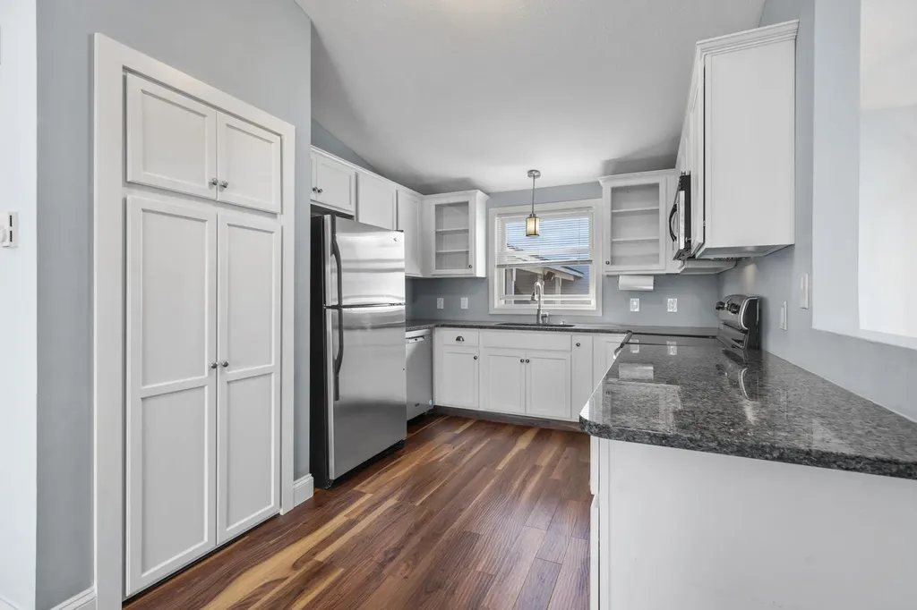 186 Dunbarton Road Manchester NH 03102