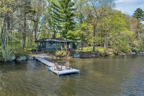 19 Mirror Lake Drive Tuftonboro NH 03853