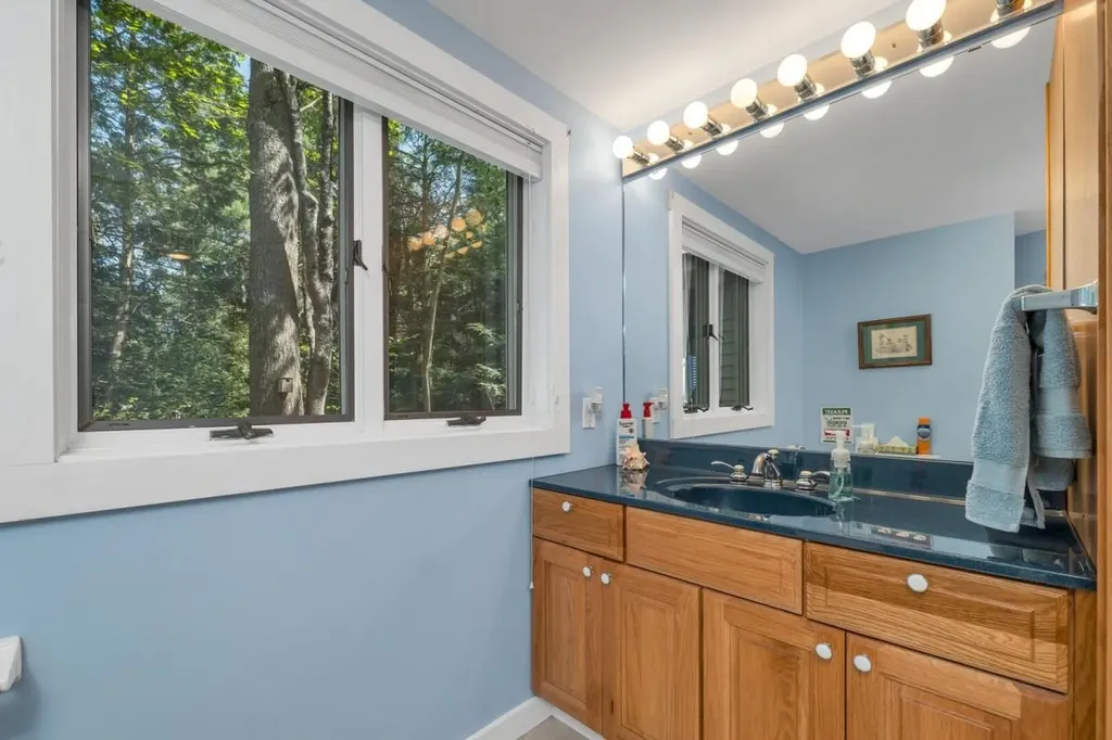 487 Forest Road Wolfeboro NH 03894