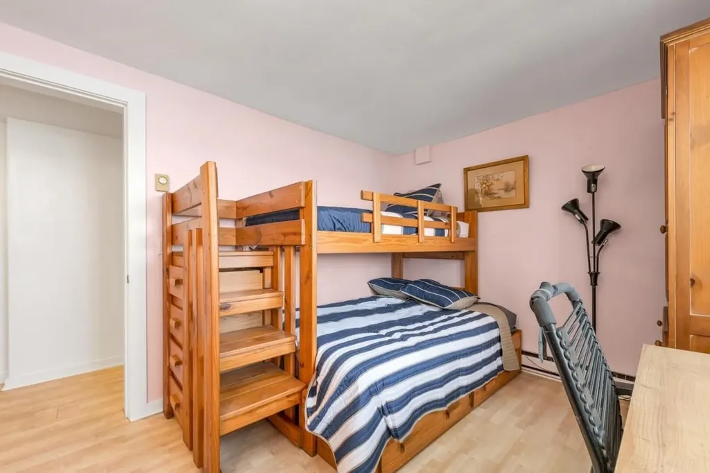 487 Forest Road Wolfeboro NH 03894