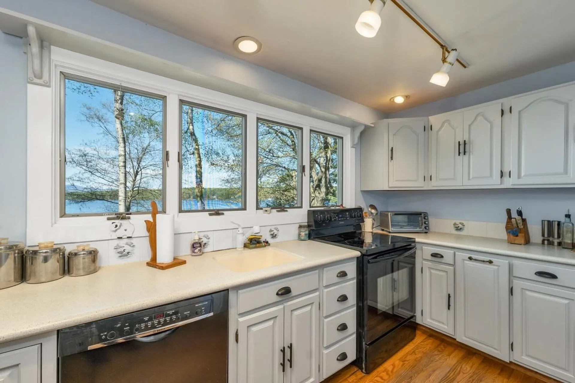 487 Forest Road Wolfeboro NH 03894