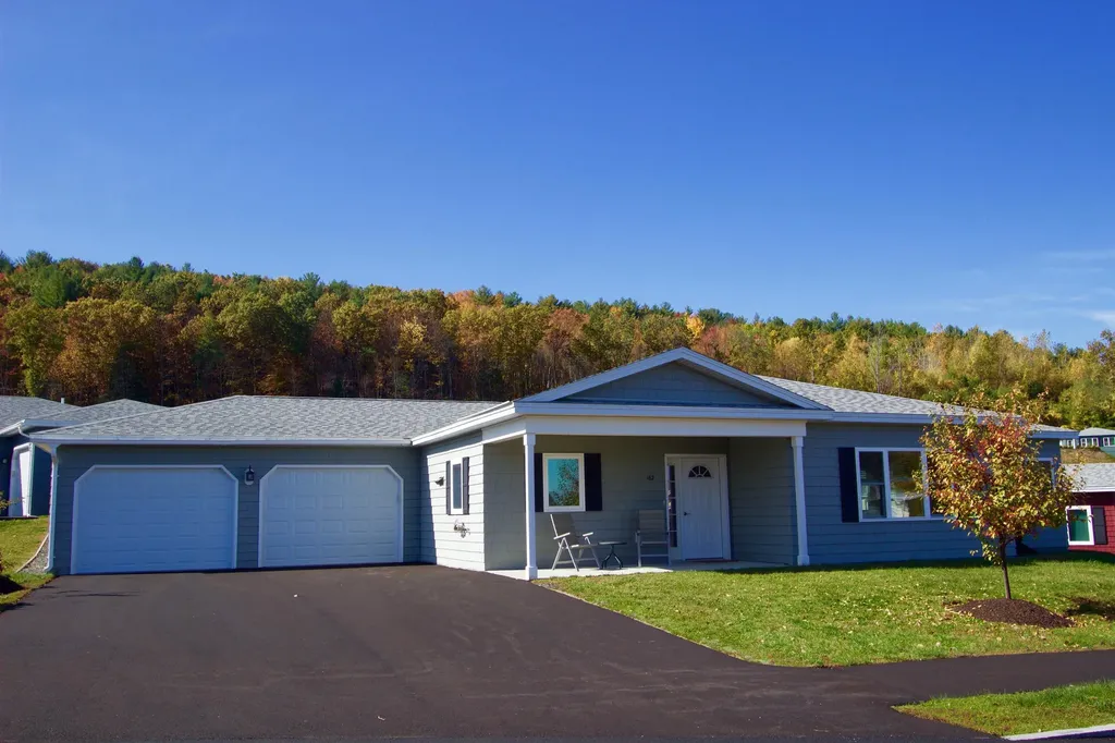 162 Buttonwood Drive Brattleboro VT 05301