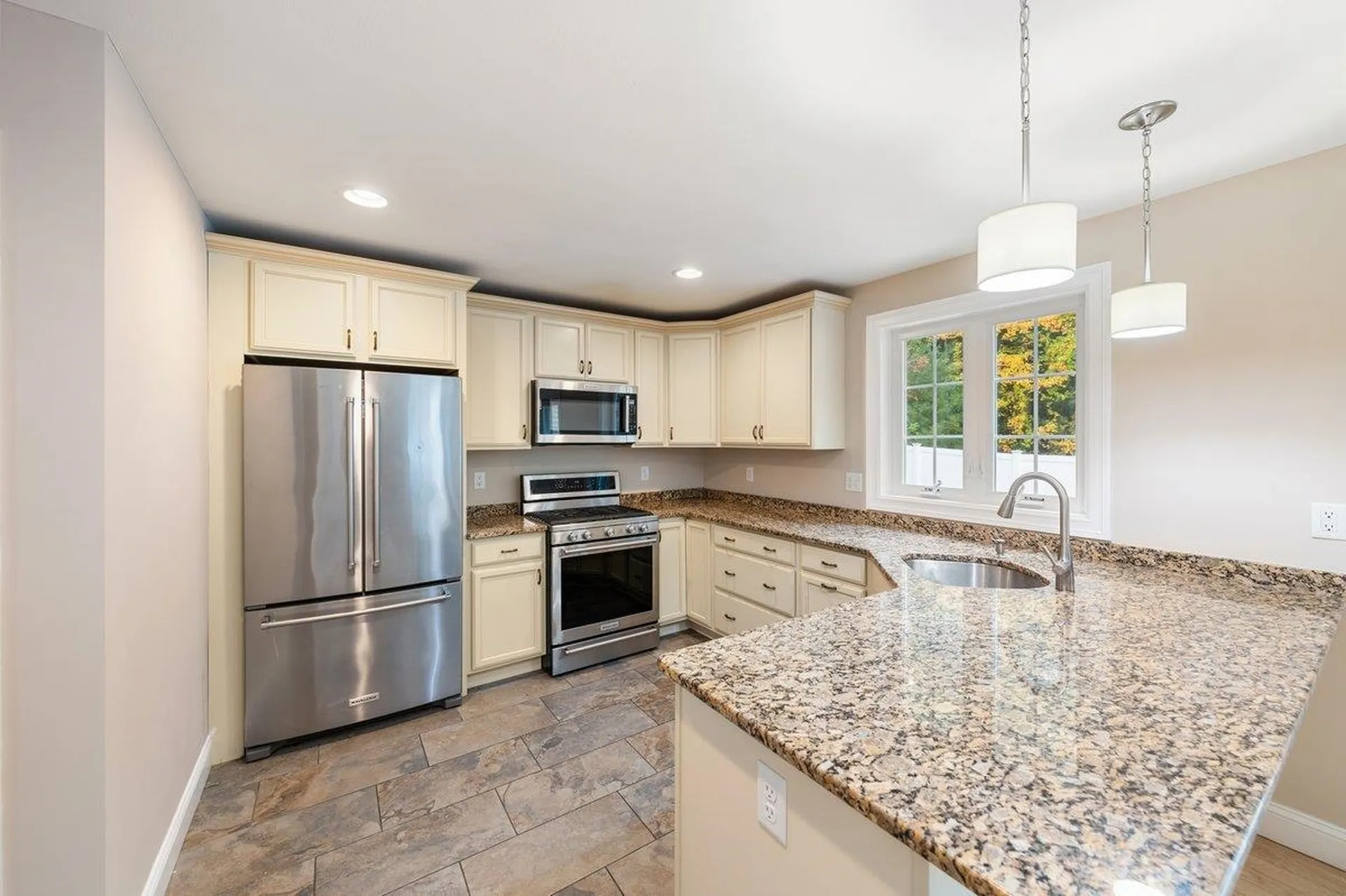 51 Legacy Drive Nashua NH 03062