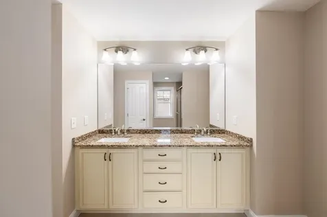 51 Legacy Drive Nashua NH 03062