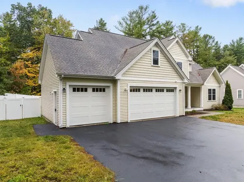 51 Legacy Drive Nashua NH 03062
