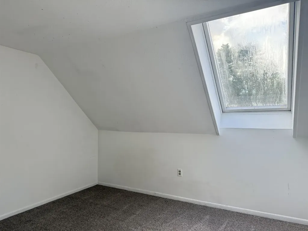 4 Churchill Court Bedford NH 03110