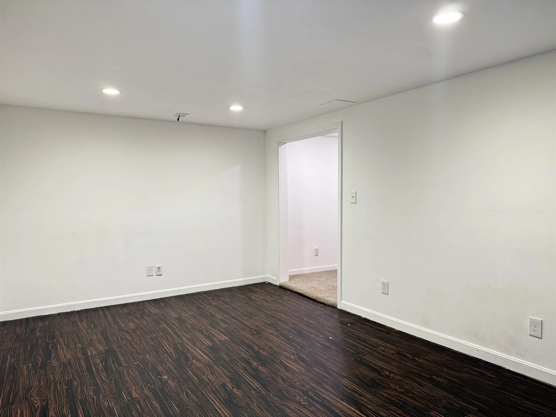 4 Churchill Court Bedford NH 03110