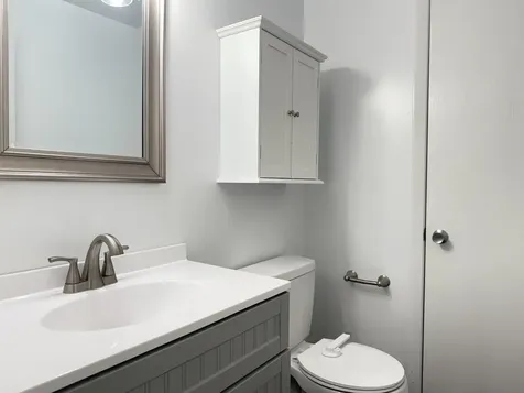 4 Churchill Court Bedford NH 03110