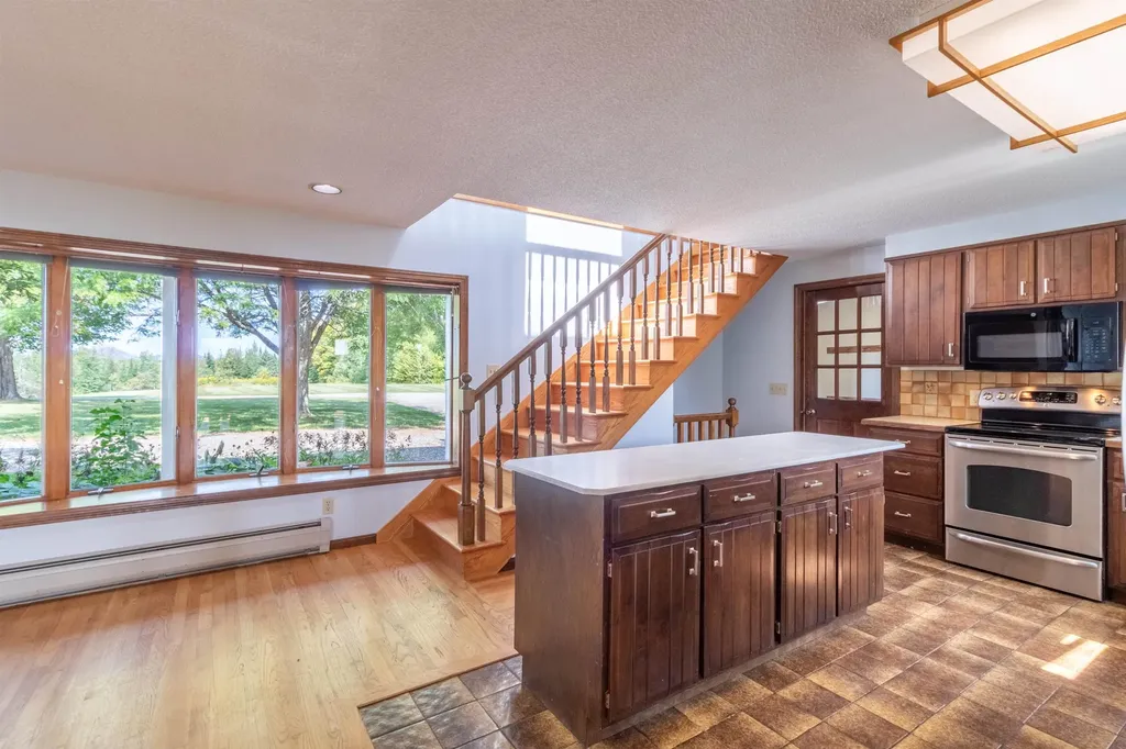 586 Old Coach Road Lyndon VT 05851