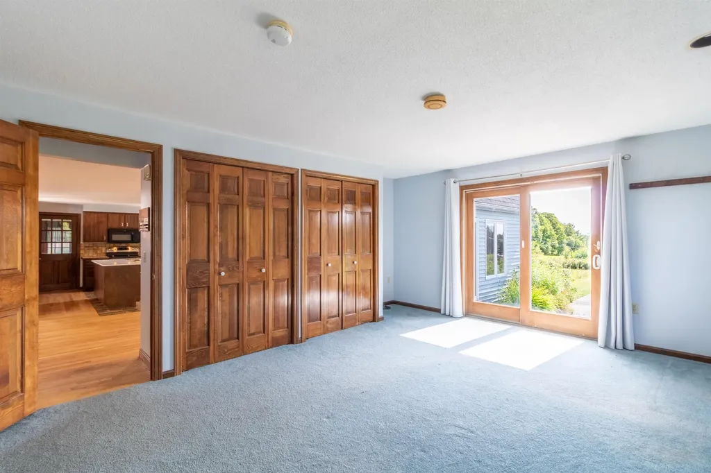 586 Old Coach Road Lyndon VT 05851