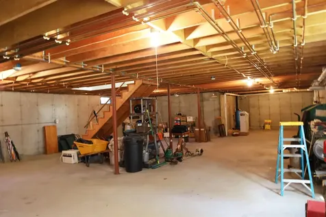 1111 Peacham Road Danville VT 05828