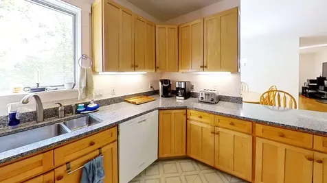 1111 Peacham Road Danville VT 05828