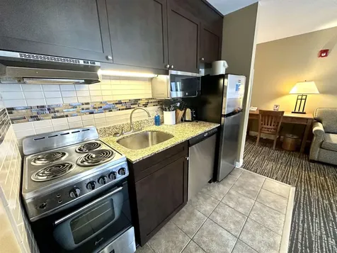 111, Qtr 3, 89 Grand Summit Way Dover VT 05356