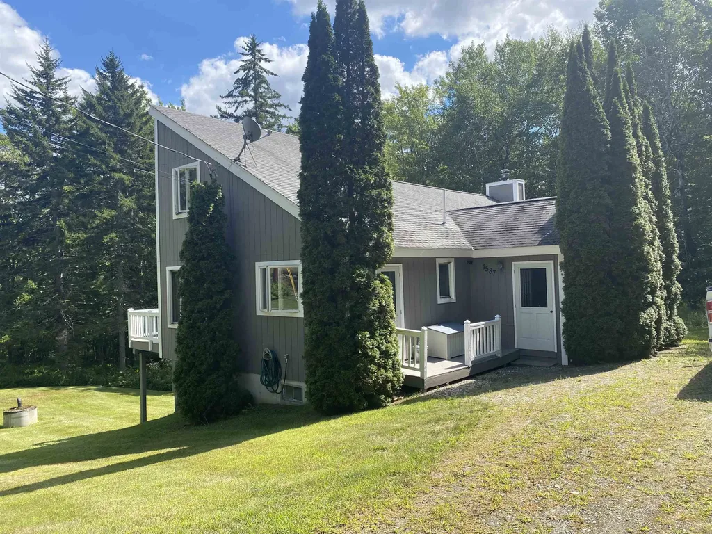 1587 Upper Holbrook Road Whitingham VT 05361