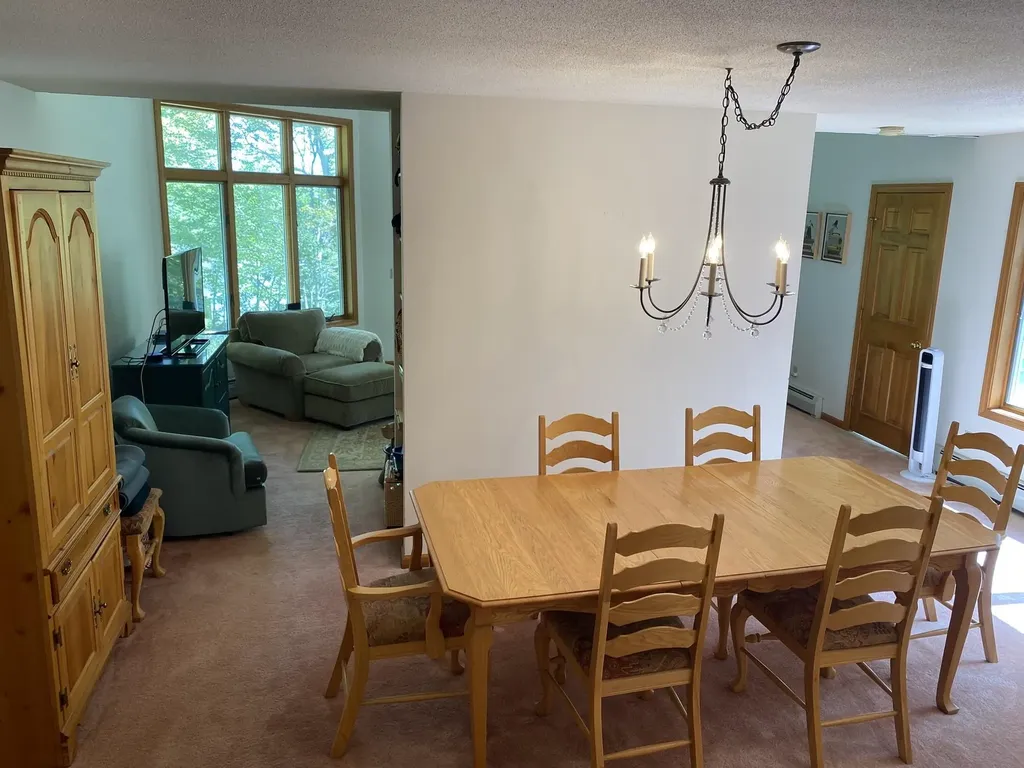 11 Dutchman Lane Wilmington VT 05363