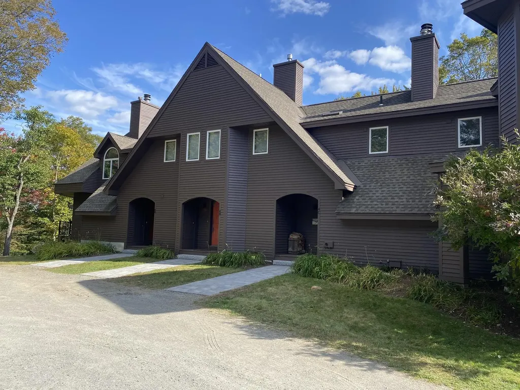 11 Dutchman Lane Wilmington VT 05363