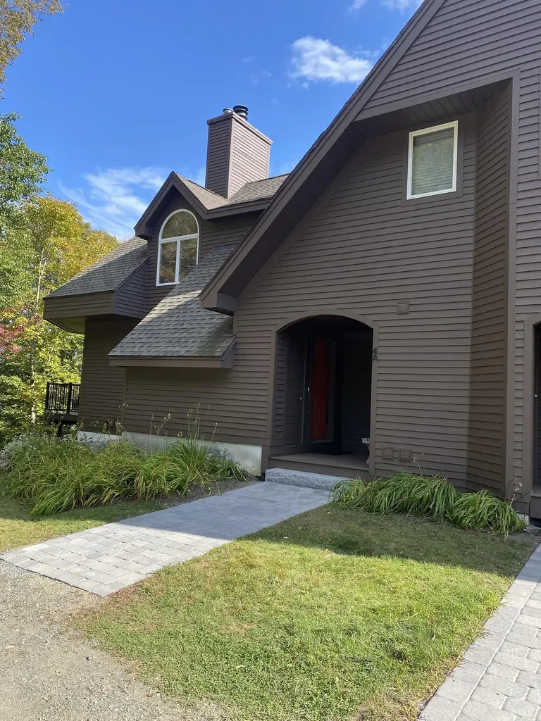 11 Dutchman Lane Wilmington VT 05363