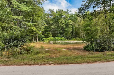 32 Andrews Road Tilton NH 03276