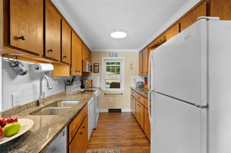 35 Greenwood Road Amherst NH 03031