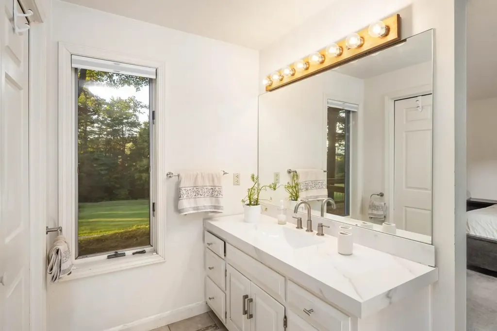 3 Fairway Drive Grantham NH 03753