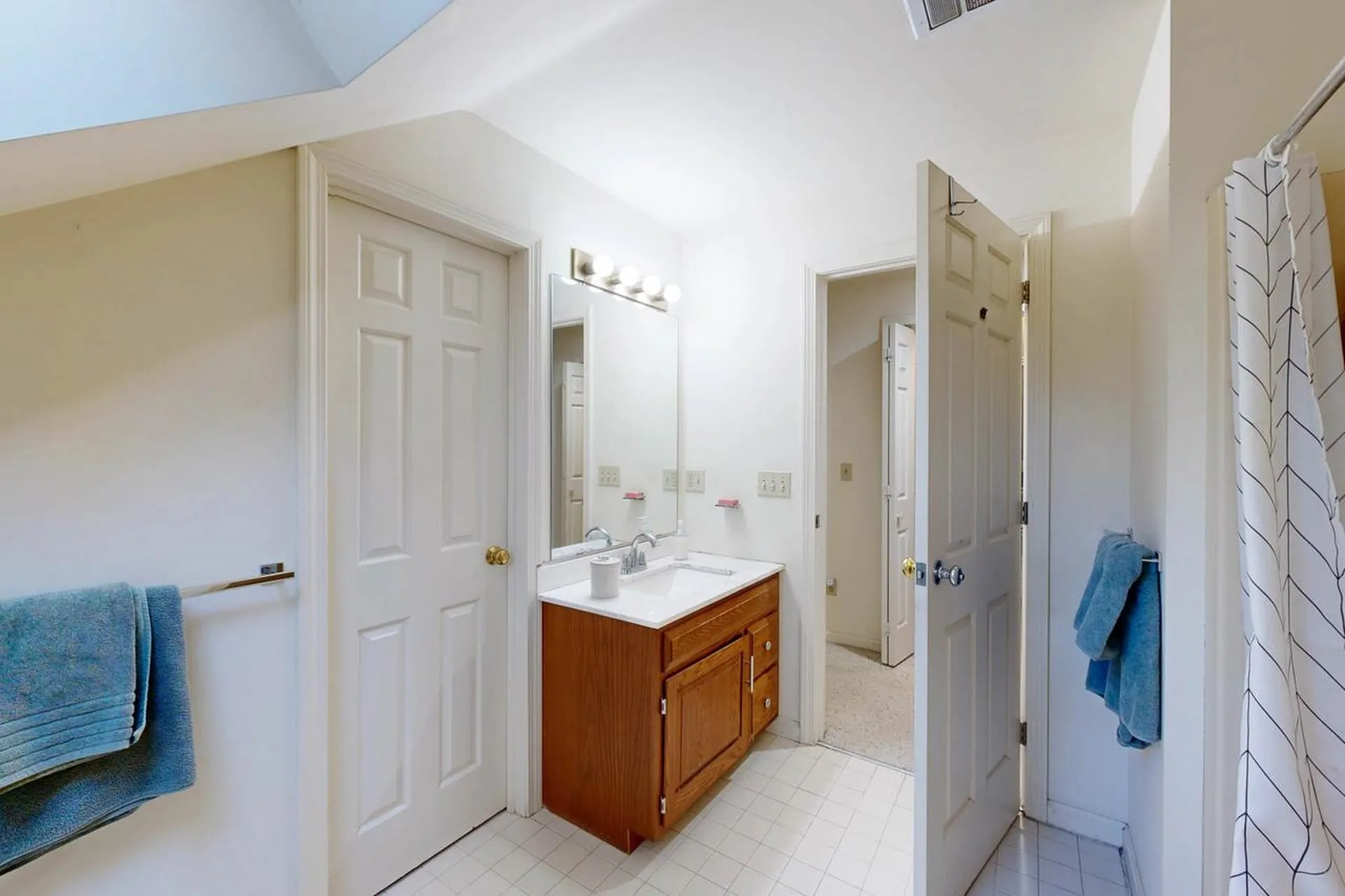 3 Fairway Drive Grantham NH 03753