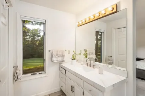 3 Fairway Drive Grantham NH 03753