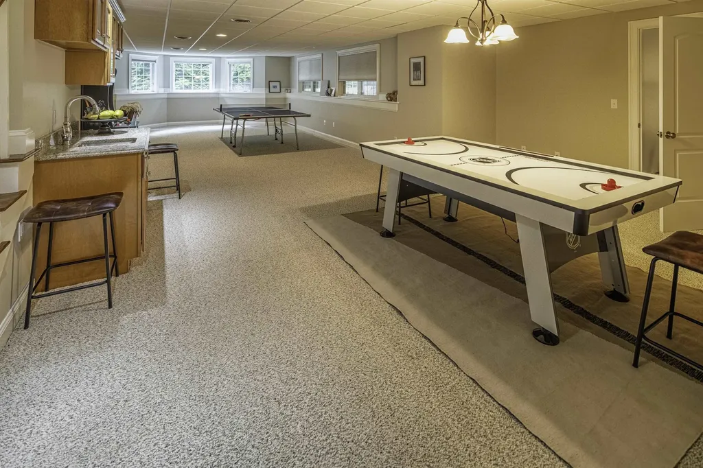 45 Boxwood Lane Dover NH 03820