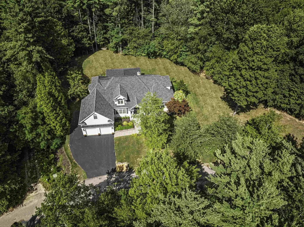 45 Boxwood Lane Dover NH 03820