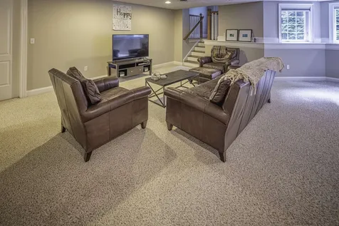 45 Boxwood Lane Dover NH 03820