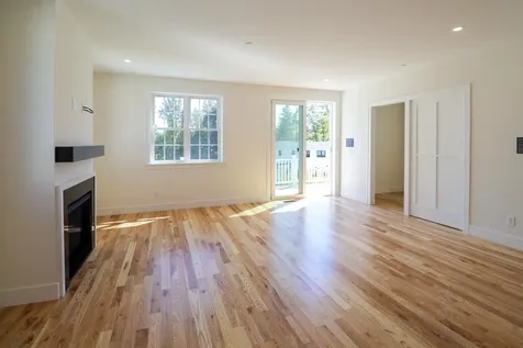 31 Eden Lane Portsmouth NH 03801