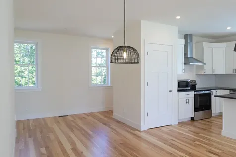 31 Eden Lane Portsmouth NH 03801